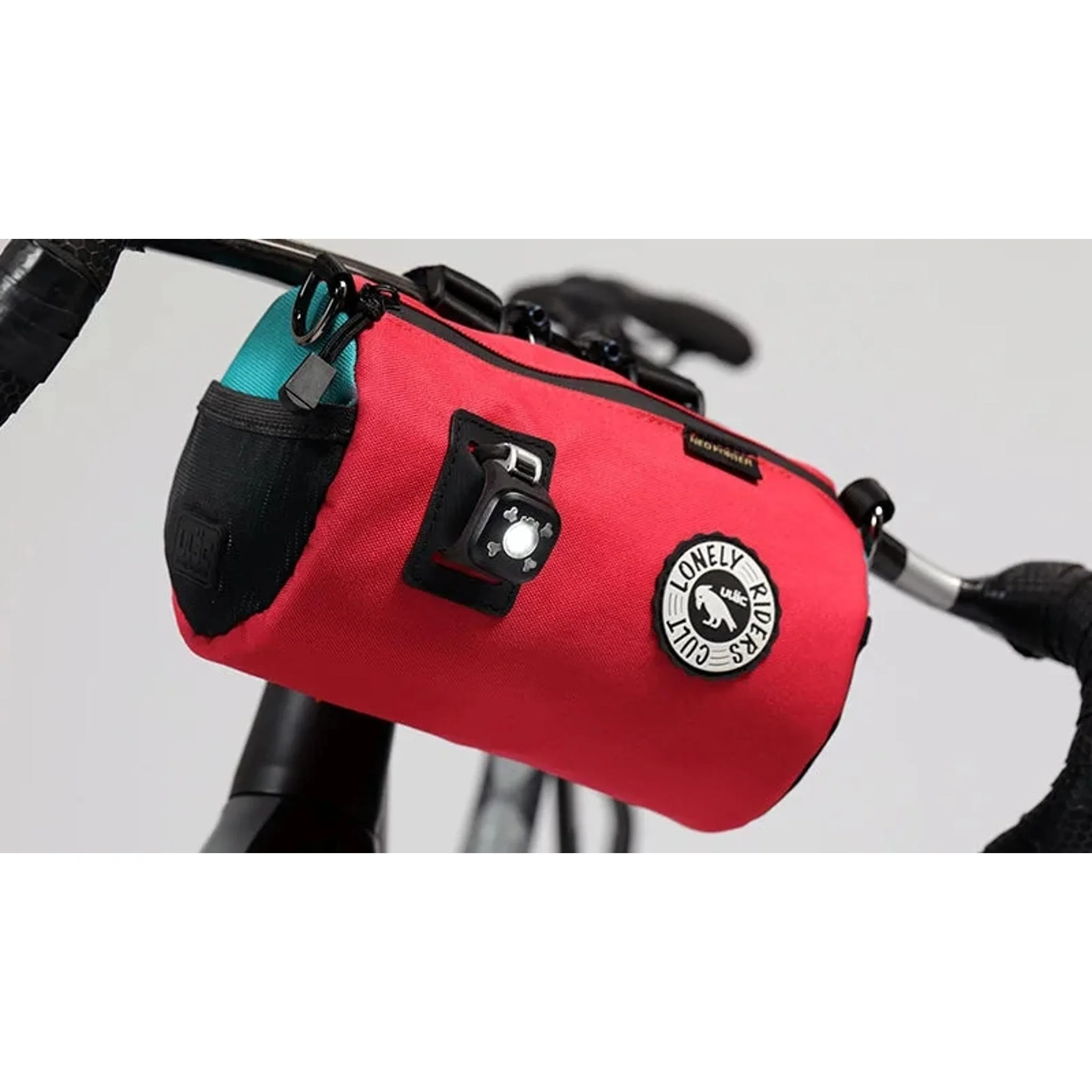 ULAC Neo Porter Coursier Handlebar Bag 2.7L with Carabiner Punch - Image 5