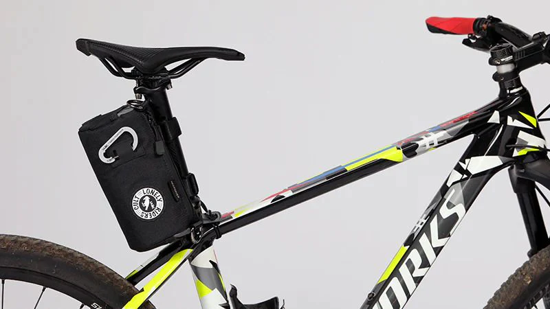 ULAC Handlebar Roll Bag 1.5L with Carabiner Black / Grey - Image 7