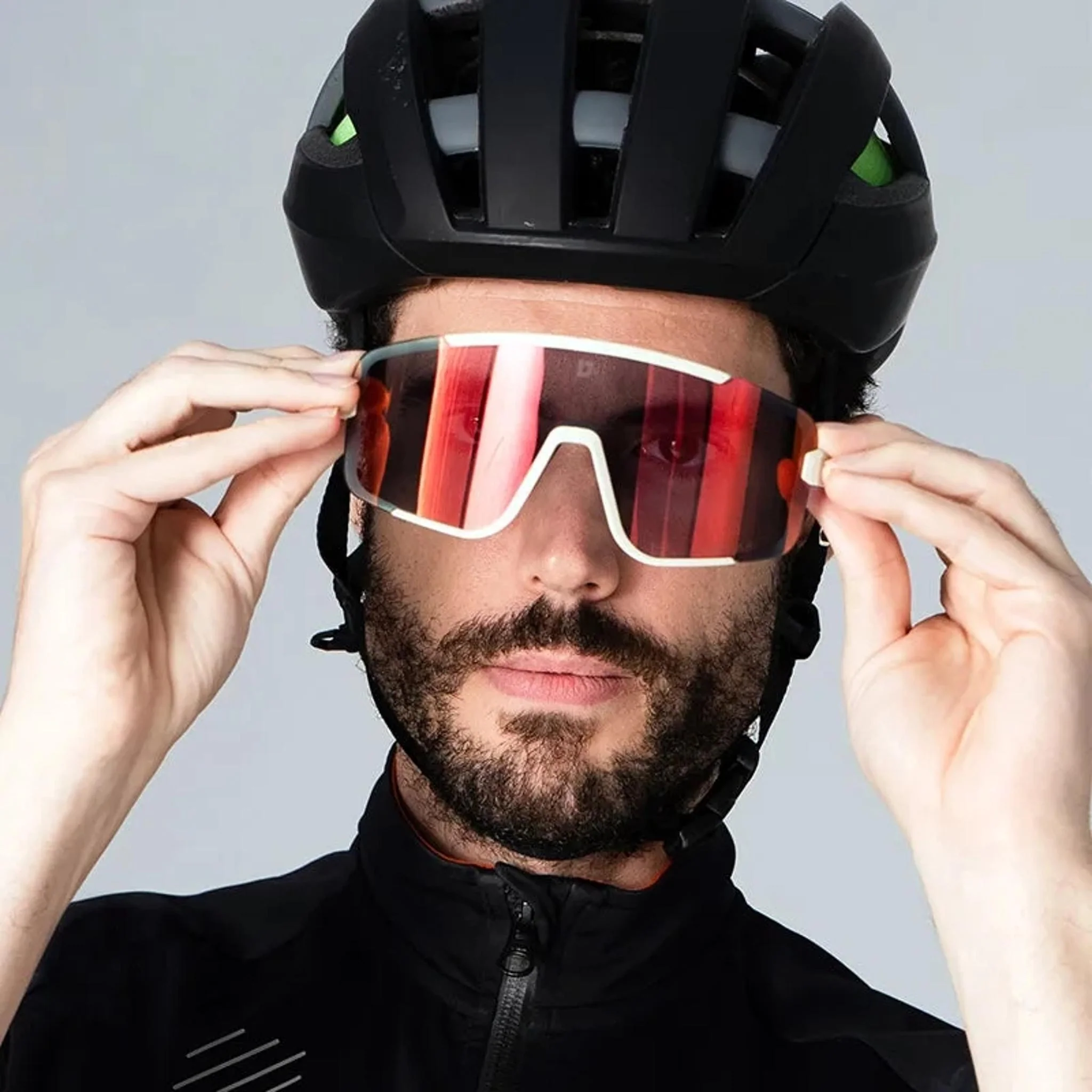 ULAC Neo Vue Hoko Sunglasses Off White/Rally Red Photochromic - Image 3