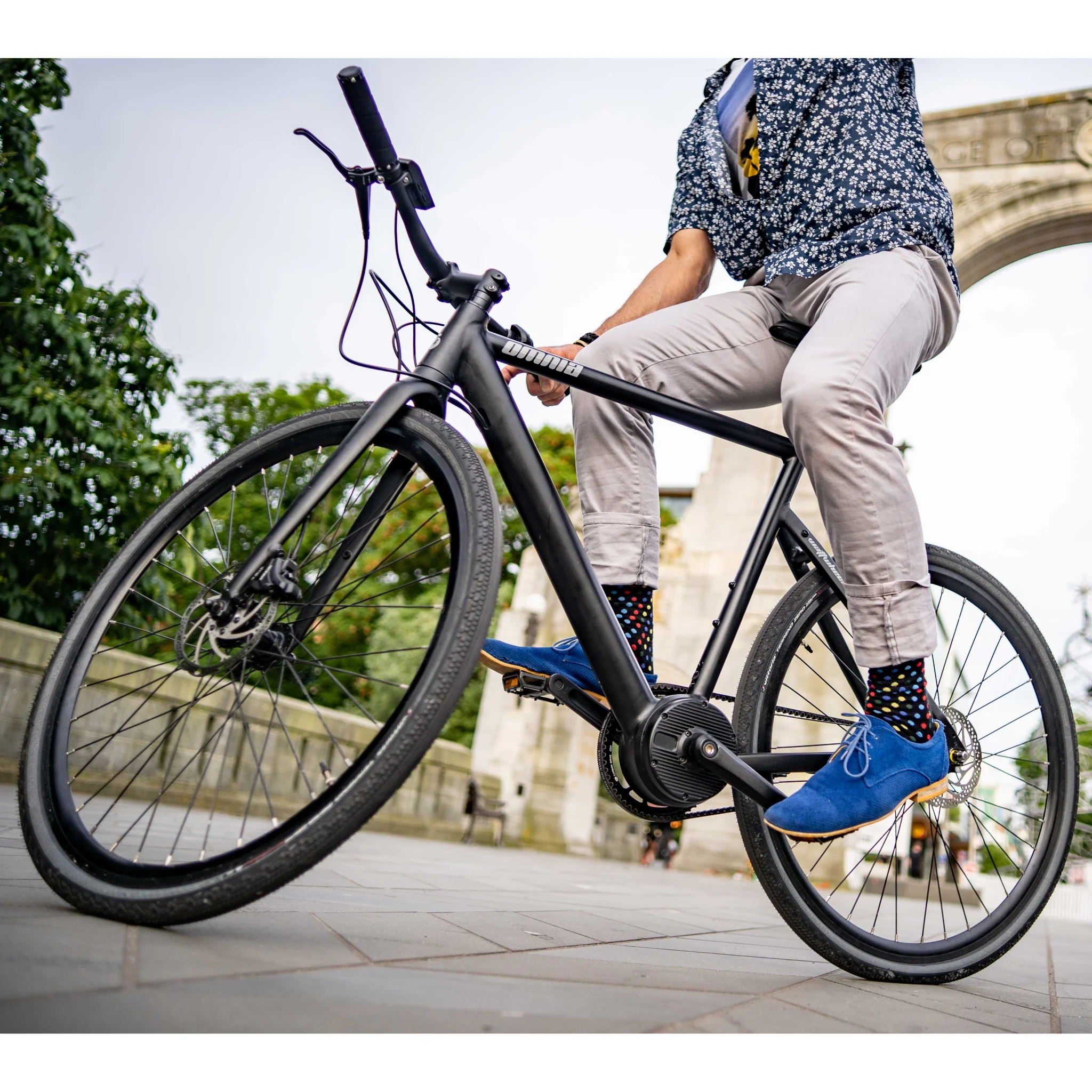 Watt Wheels Omnia Commuter Electric Bike 250wh Battery Black - Image 2