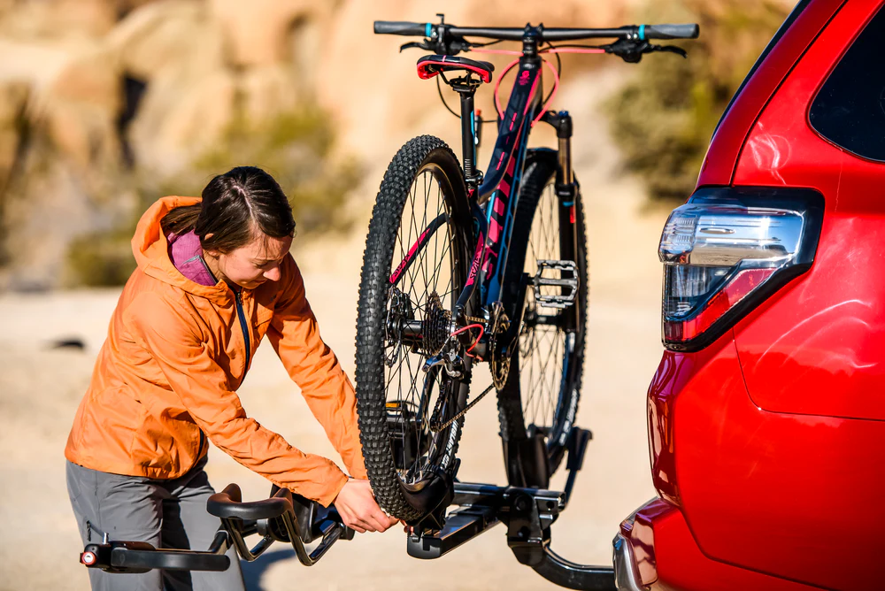 Yakima HoldUp 2" - 2 Bike Hitch Platform Rack - Image 4